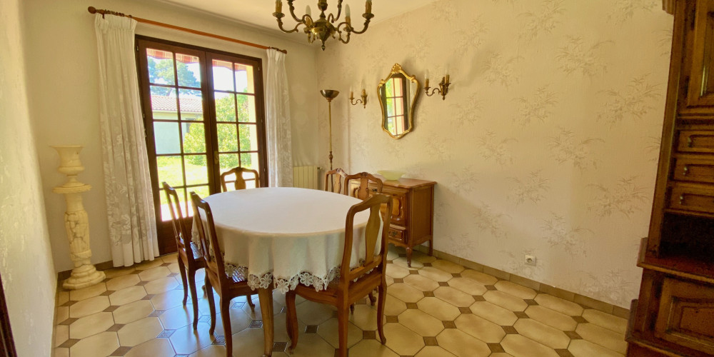 maison à VILLENAVE D ORNON (33140)